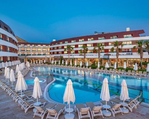 AZURE BY YELKEN 5* в Тургутреисе: честный обзор для подбора тура