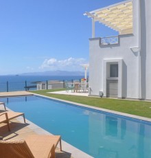 Villa Andrew