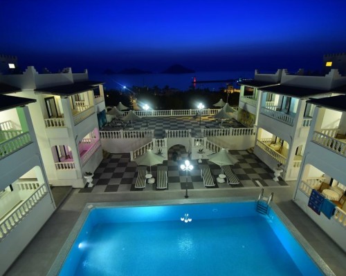 Bahama Art Hotel, Тургутрейс — взгляд турагента