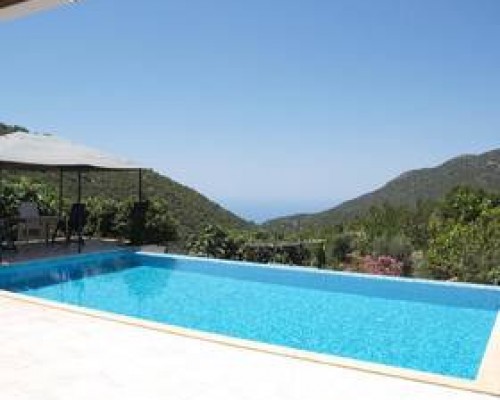 Moonstone House в Калкане: что это за отель и кому он подойдёт
