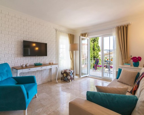 Central Suite Kalkan — отель в Калкане без звёзд, но с баром на пляже