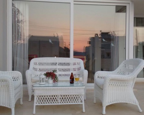 White Suites XI в Калкане: что это за отель и кому он подойдёт