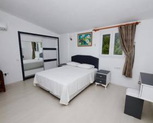 Villa Vildan в Калкане: вилла с бассейном и барбекю
