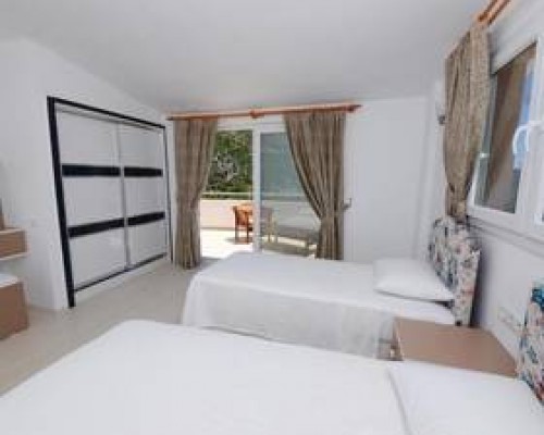 Villa Vildan в Калкане: вилла с бассейном и барбекю