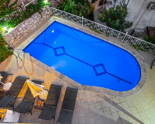 Villa Leo в Калкане: вилла с бассейном и барбекю