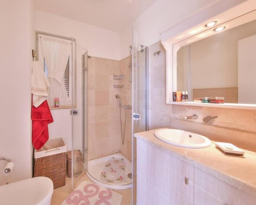 Villa Lagun в Калкане: честный разбор без звёзд
