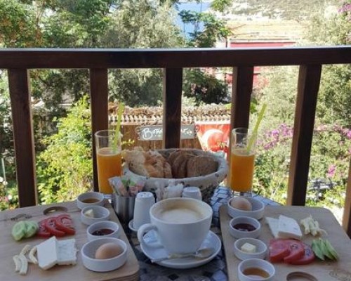 Old Town Hotel Kalkan — маленький отель в центре Калкана