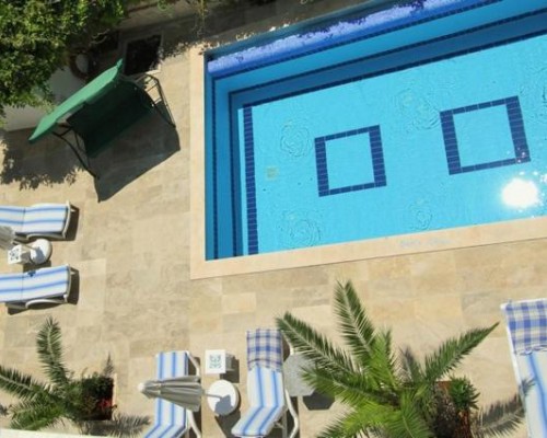 Kelebek Apartments в Калкане: апартаменты с бассейном