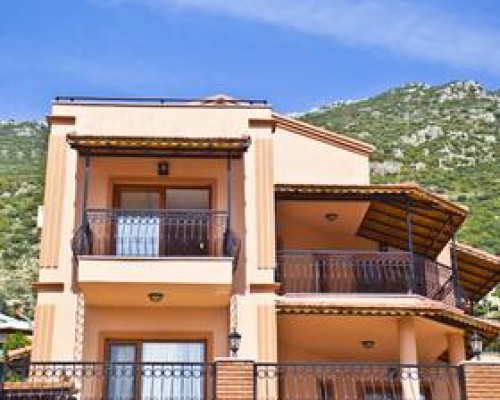 Villa Amber в Калкане: спокойный отель без звёзд
