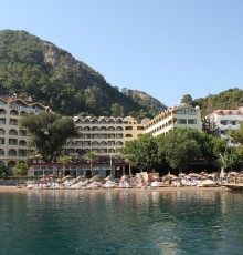 Golmar Beach Hotel 3*