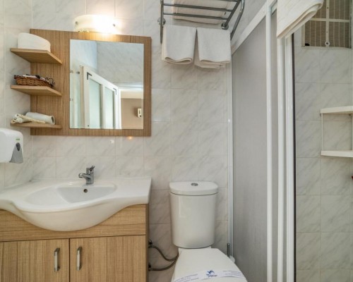 Yasemin Hotel — отель в Фетхие на пляже Калис