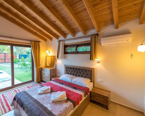 Villa Su, Фетхие: вилла с бассейном