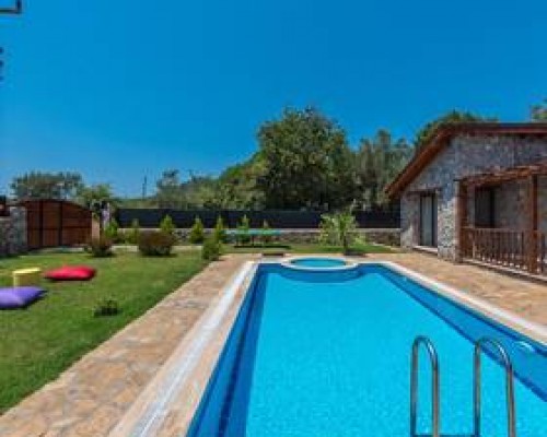 Villa Su, Фетхие: вилла с бассейном