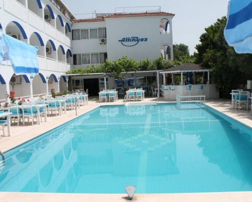 Altinyaz Hotel в Чешме: что важно знать до брони