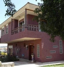 Cesmekes Houses