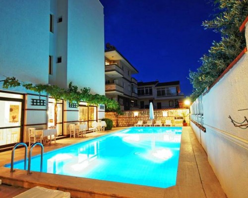 Bayram Hotel, Чешме — честный обзор без звёзд