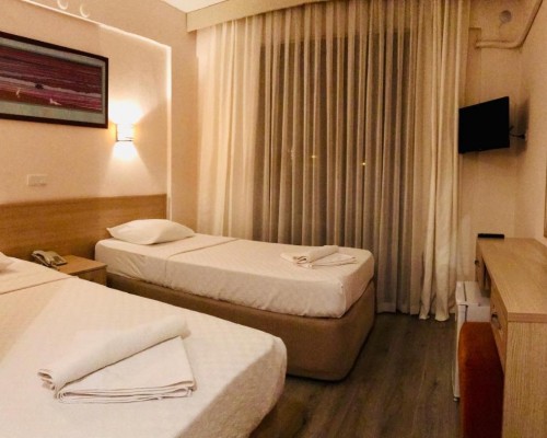 Bayram Hotel, Чешме — честный обзор без звёзд
