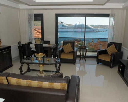 Saatli Suites — апарт-отель в Чешме