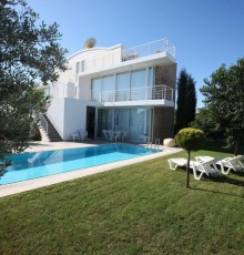 Feronia Villas
