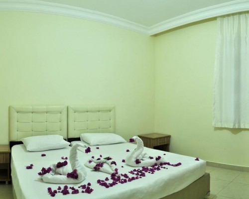 Ali Unal Apart Otel, Авсаллар: апартаменты с бассейном
