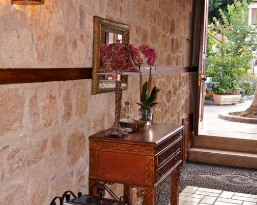 Candle Suites в Анталье, район Калеичи: что это за отель