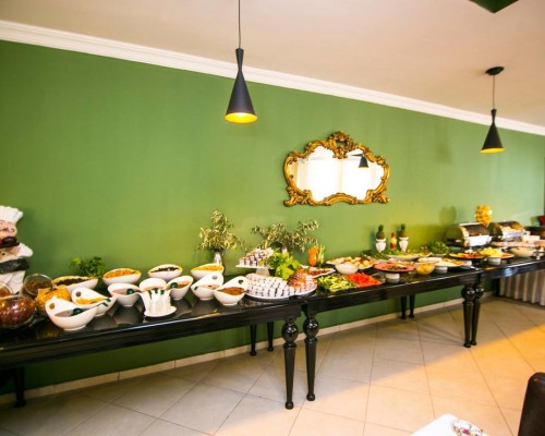 Cevik Palace Hotel 2* в Анталье: что есть в отеле на самом деле