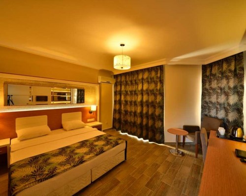 Dolphin Family Hotel в Аланье: взгляд турагента