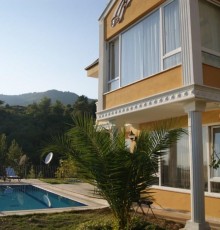 Dream Holiday Villa 1