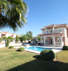 Aguarius Villas