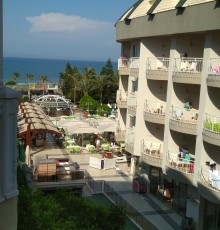 Hotel Iz Flower Side Beach 4*