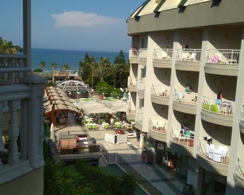 Hotel Iz Flower Side Beach 4* в Кумкой: мой разбор для туристов из Балашихи
