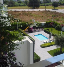 Luxury Pool View Apartment