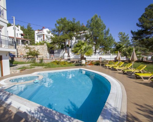 Olympia Villas в Олюденизе: виллы с бассейном и джакузи