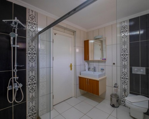 Opal Villa в Олюденизе: вилла с бассейном без звёзд