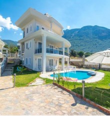 Ropetackle Villa