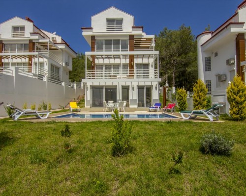 Tala Villa 2 в Олюденизе: вилла с бассейном и барбекю
