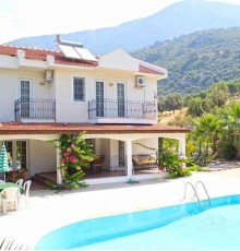 Villa Paradise Found