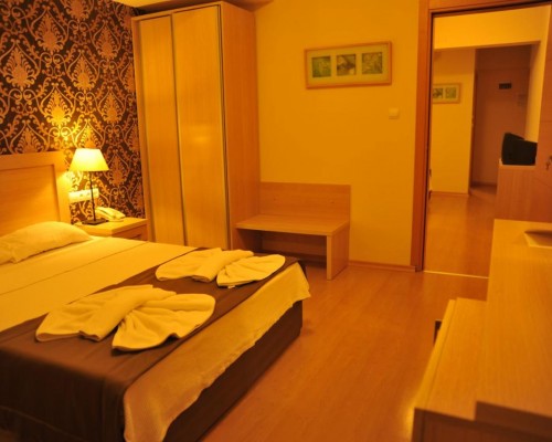 Letoon Hotel 3* в Дидиме — у пляжа, с бассейном и горками