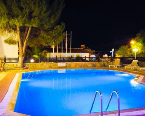 Yildiz Hotel 2* в Бодруме: компактный отель на первой линии