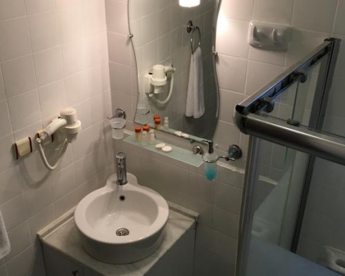 Yildiz Hotel 2* в Бодруме: компактный отель на первой линии