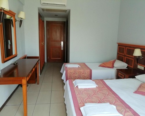 Grand Nar Hotel 4* в Кемере: честный обзор для подбора тура