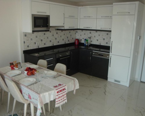 Elite Life 5 Apartment, Махмутлар: апартаменты с бассейном и сауной