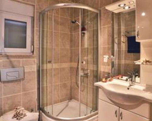 Paradise 3 Apartment в Каше: апартаменты без звёзд