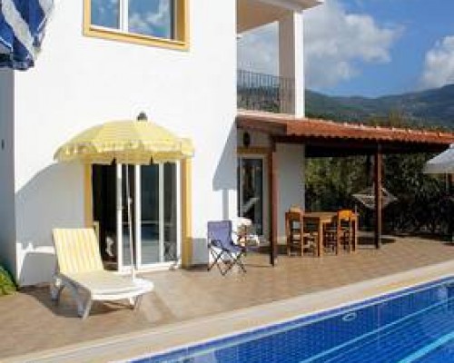 Villa Lukka в Каше: вилла с бассейном и барбекю