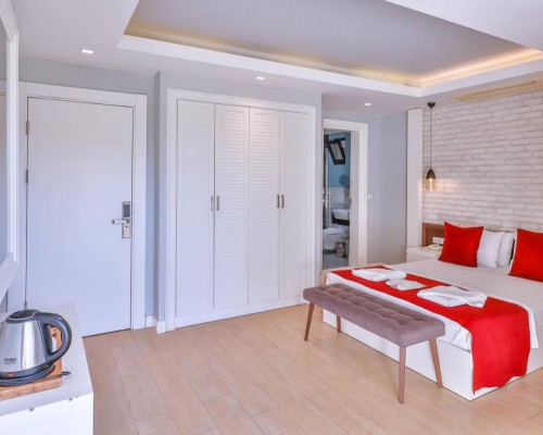 Lale Hotel в Каше — отель без звёзд с дайвингом и центром рядом