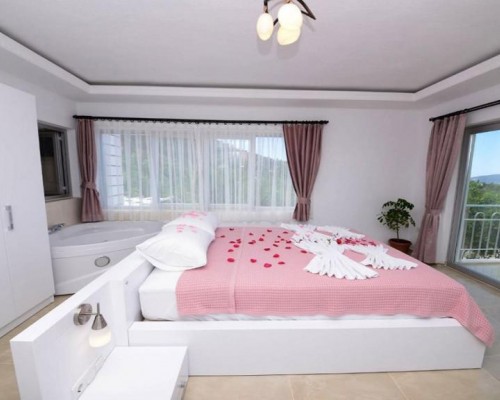 Villa Bugra в Калкане: спокойный отдых с дайвингом