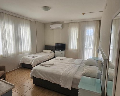 Cicek Apart Hotel в Чешме: апартаменты без звёзд