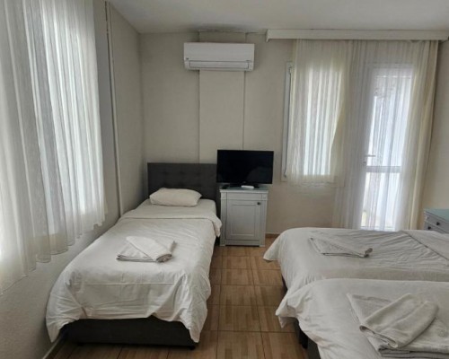 Cicek Apart Hotel в Чешме: апартаменты без звёзд