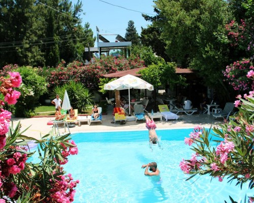 Bitez Otel 2* в Битезе: что важно знать перед подбором тура
