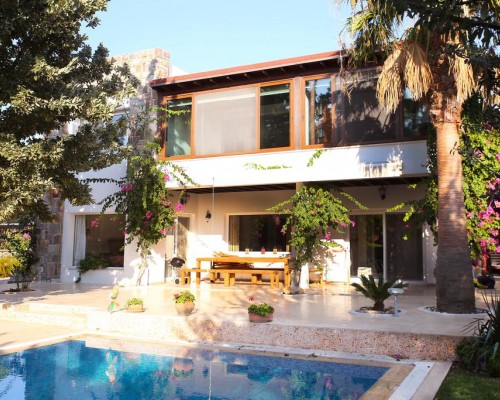 Important Group BD421 Villa Bitez 3+1: апартаменты с кондиционером и Wi-Fi в Битезе